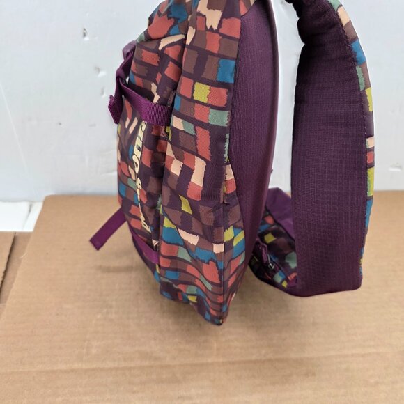 Patagonia Atom Sling Bag 8L Daypack Fitz Roy Patchwork Night Plum Crossbody - Picture 4 of 13